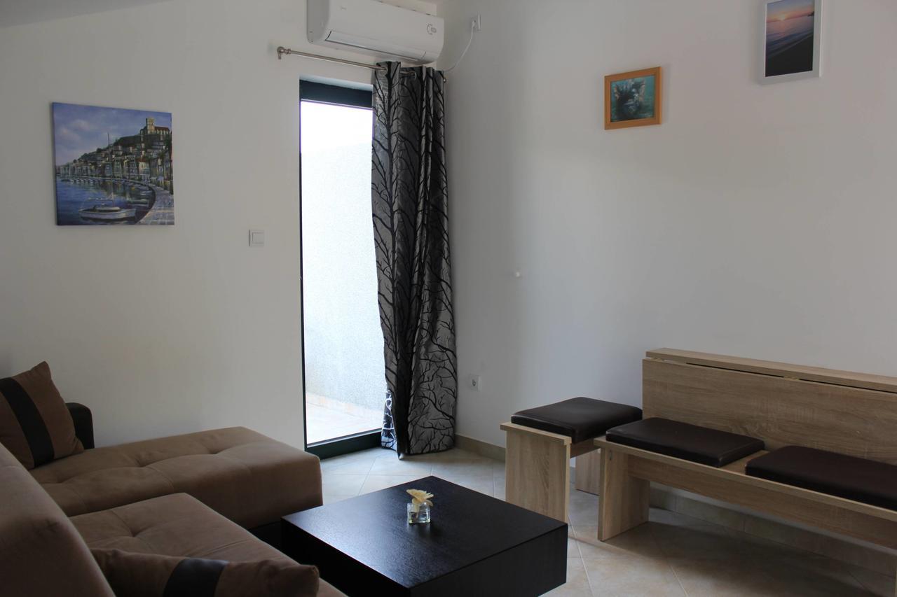 Apartments 4 Sailors Kamenari Exterior foto